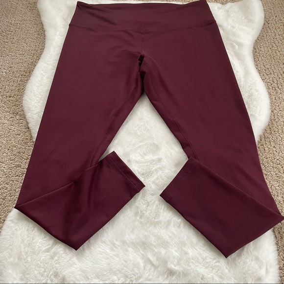 Zella burgundy 28” leggings - Picture 2 of 6
